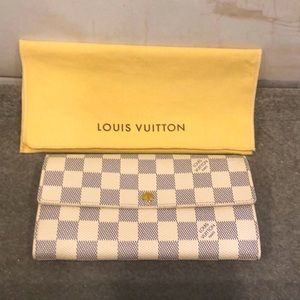 Louis Vuitton Sarah Wallet